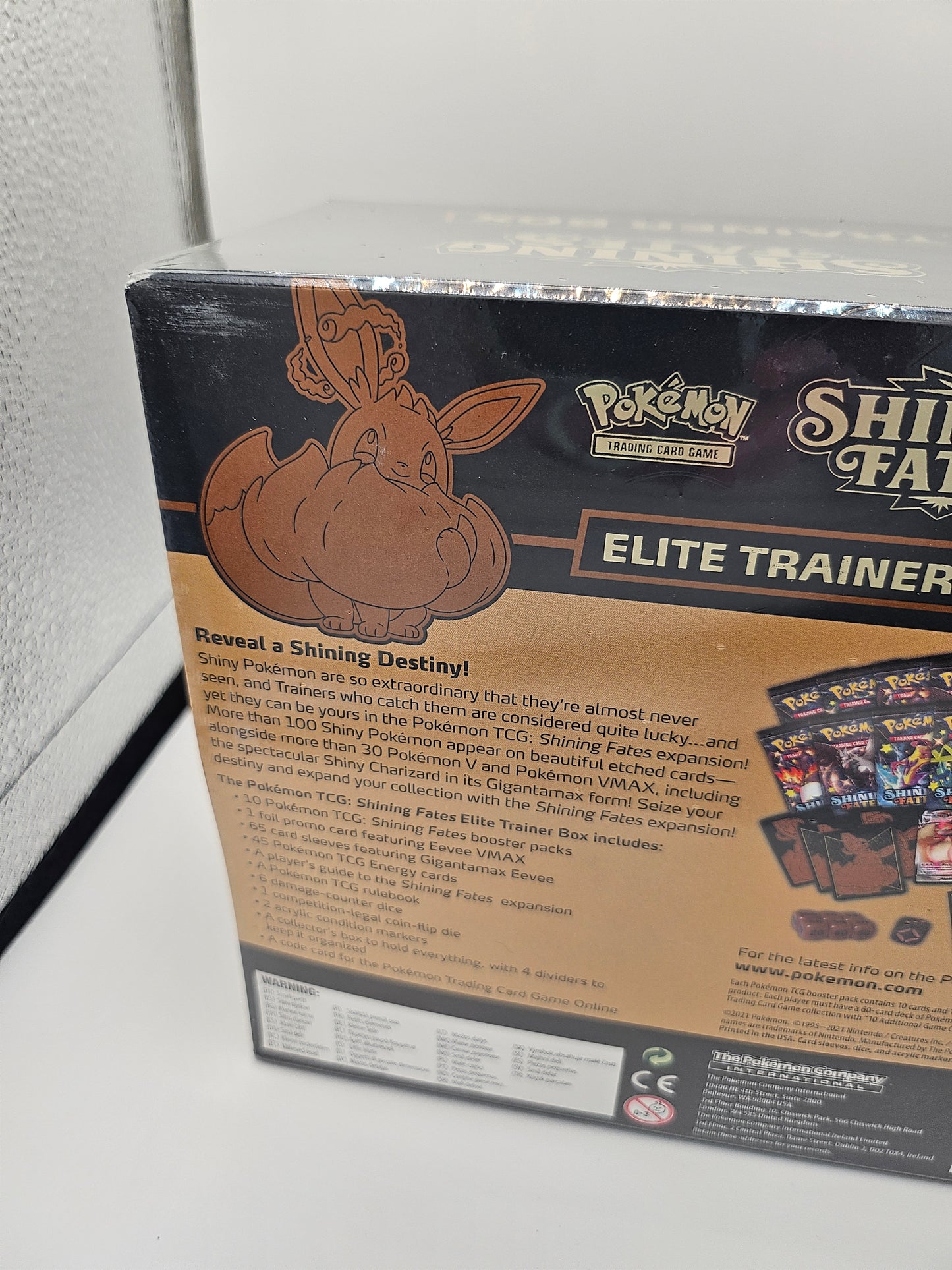 Pokemon - Shining Fates Elite Trainer Box - Sealed