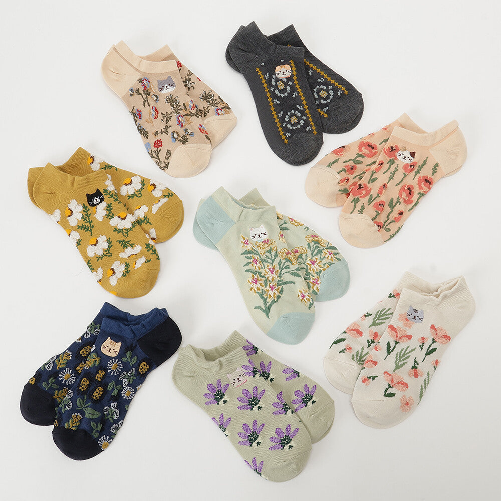 Ankle Socks - Embroidered Flowers and Cat - Fuku Fuku Nyanko