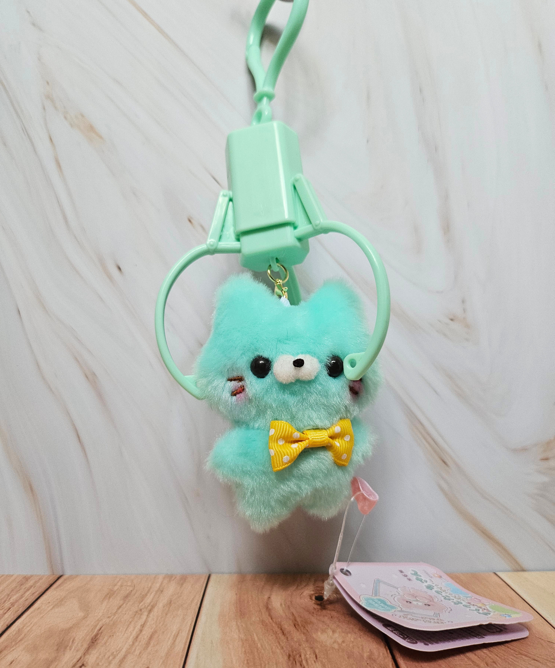 Sukui Sukui Crane Machine Critters - Adorable Fidget Plush Keychain - YELL Brand