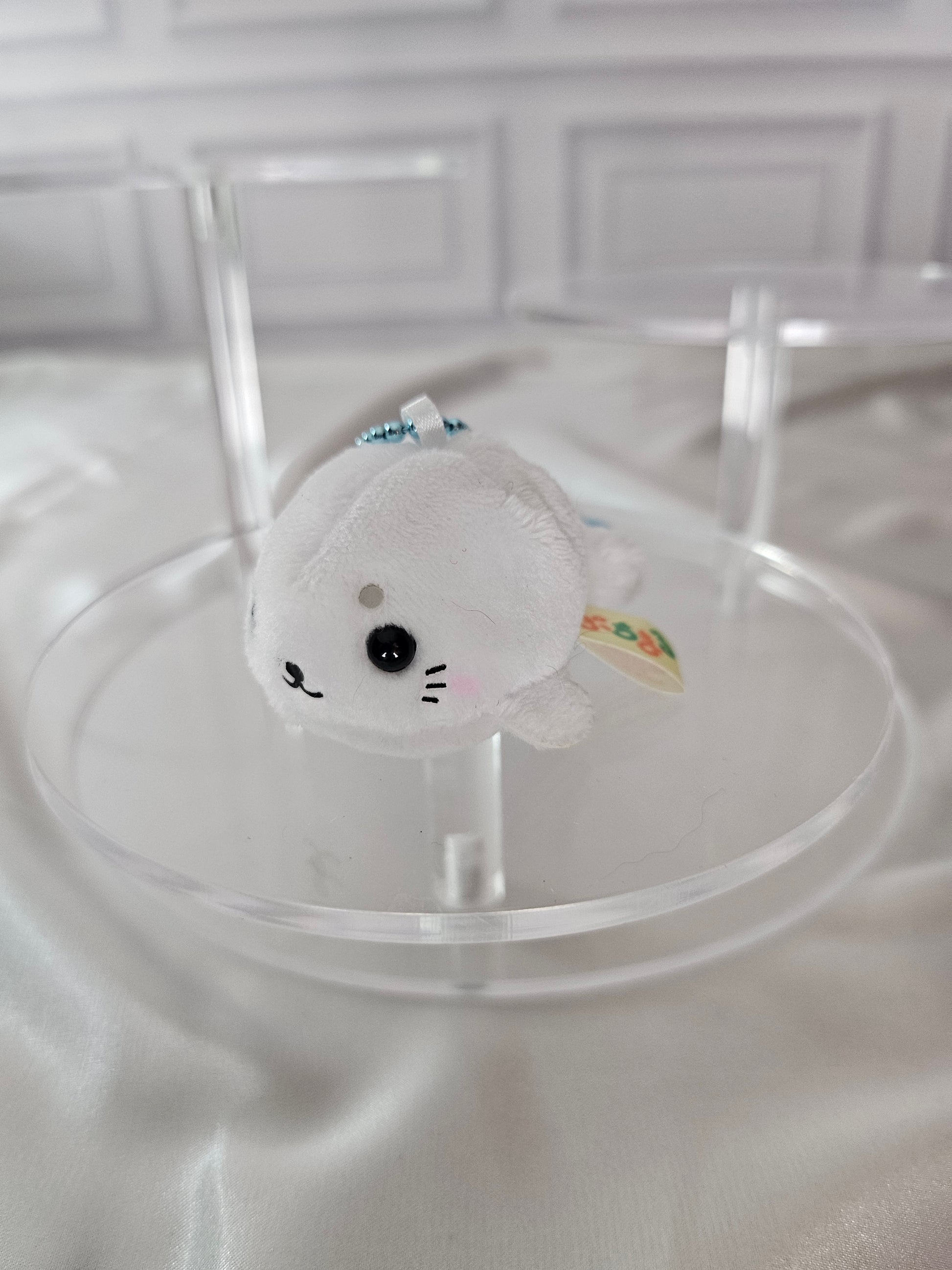 Seals & Co  - Puchimaru - Bean-filled Plush Keychain