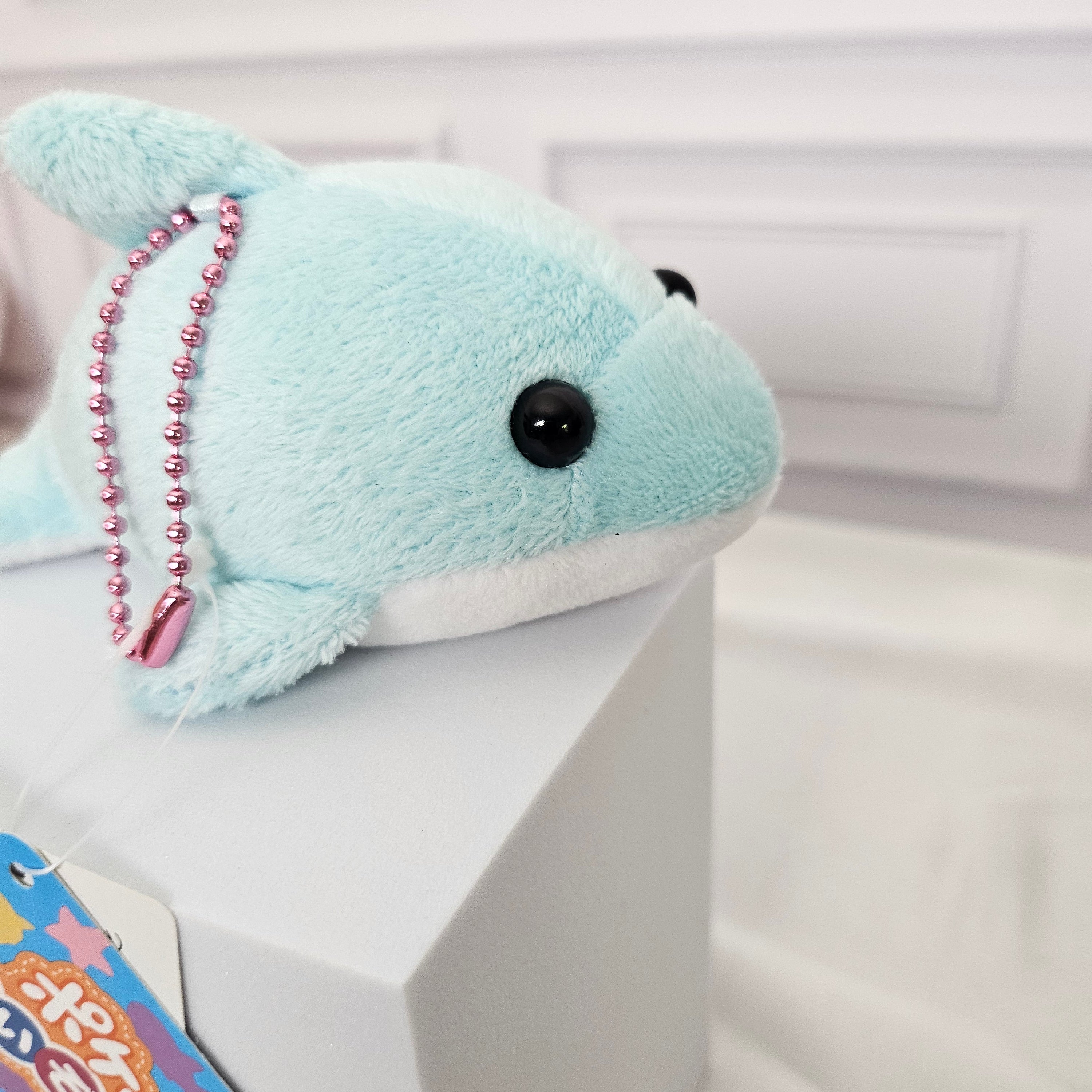 Blue Dolphin - Pocket Aquarium Medium Puchimaru - Bean-filled Plush Keychain