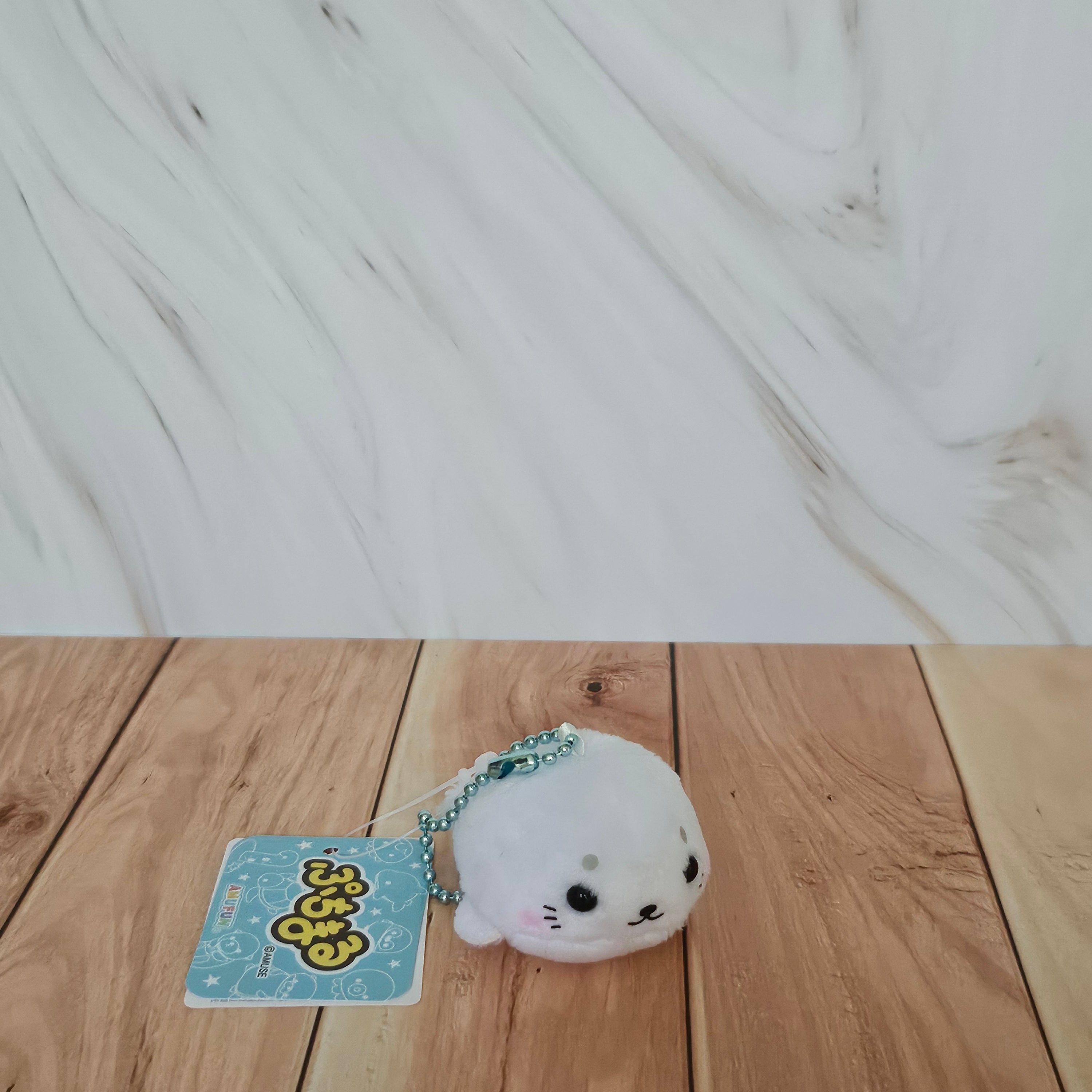 Seals & Co  - Puchimaru - Bean-filled Plush Keychain