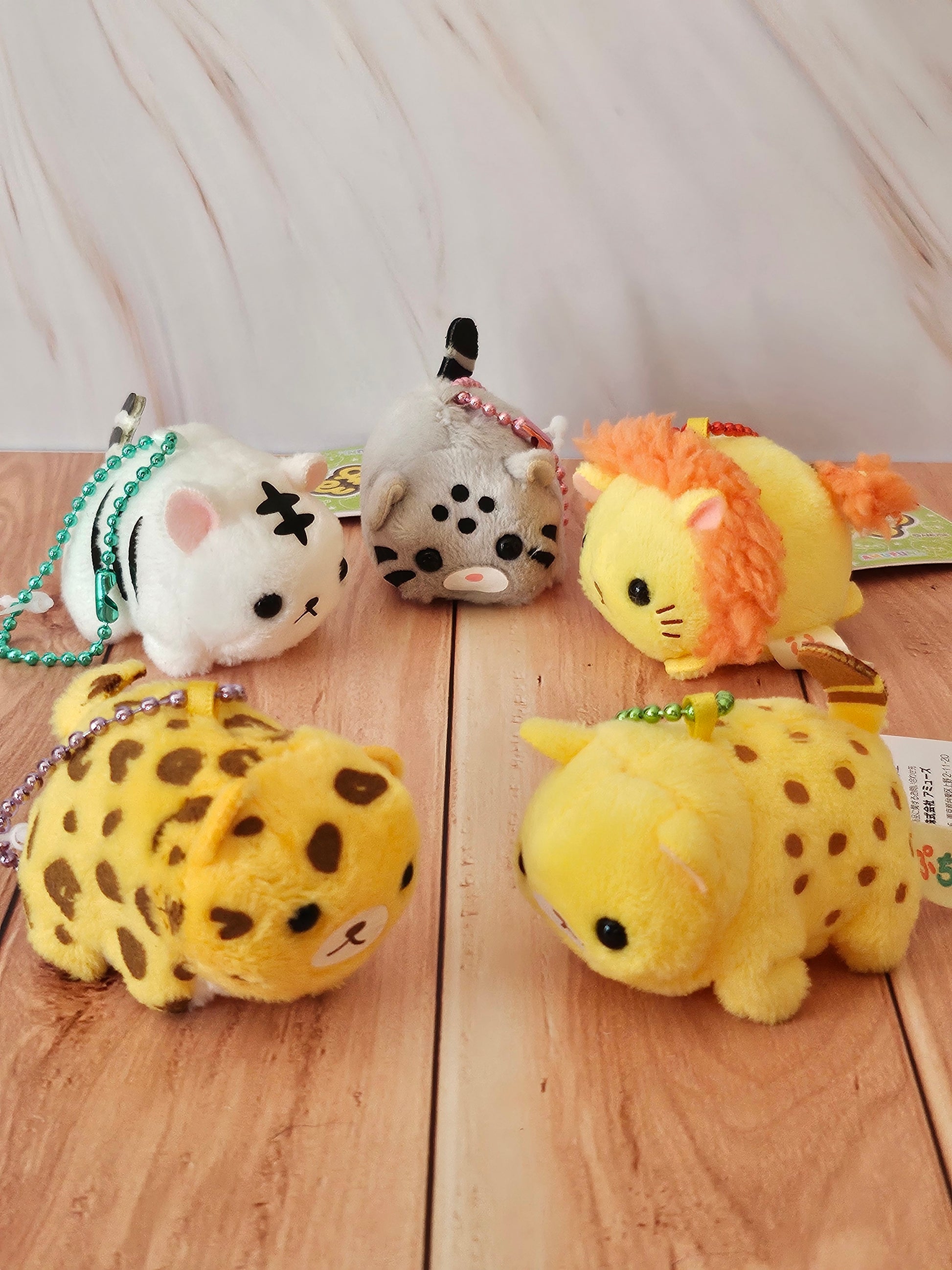 Wild Cats - Puchimaru - Mini Animal Bean-filled Plush Keychain
