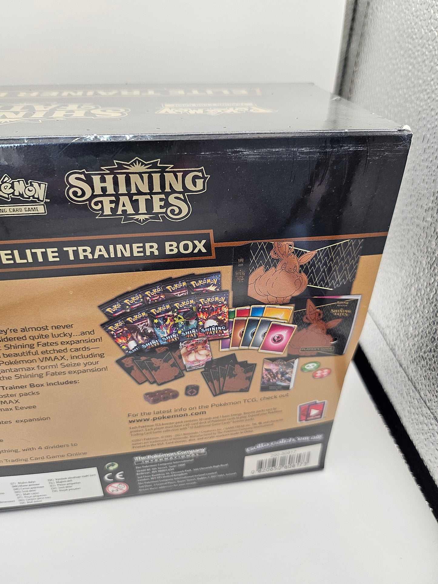Pokemon - Shining Fates Elite Trainer Box - Sealed
