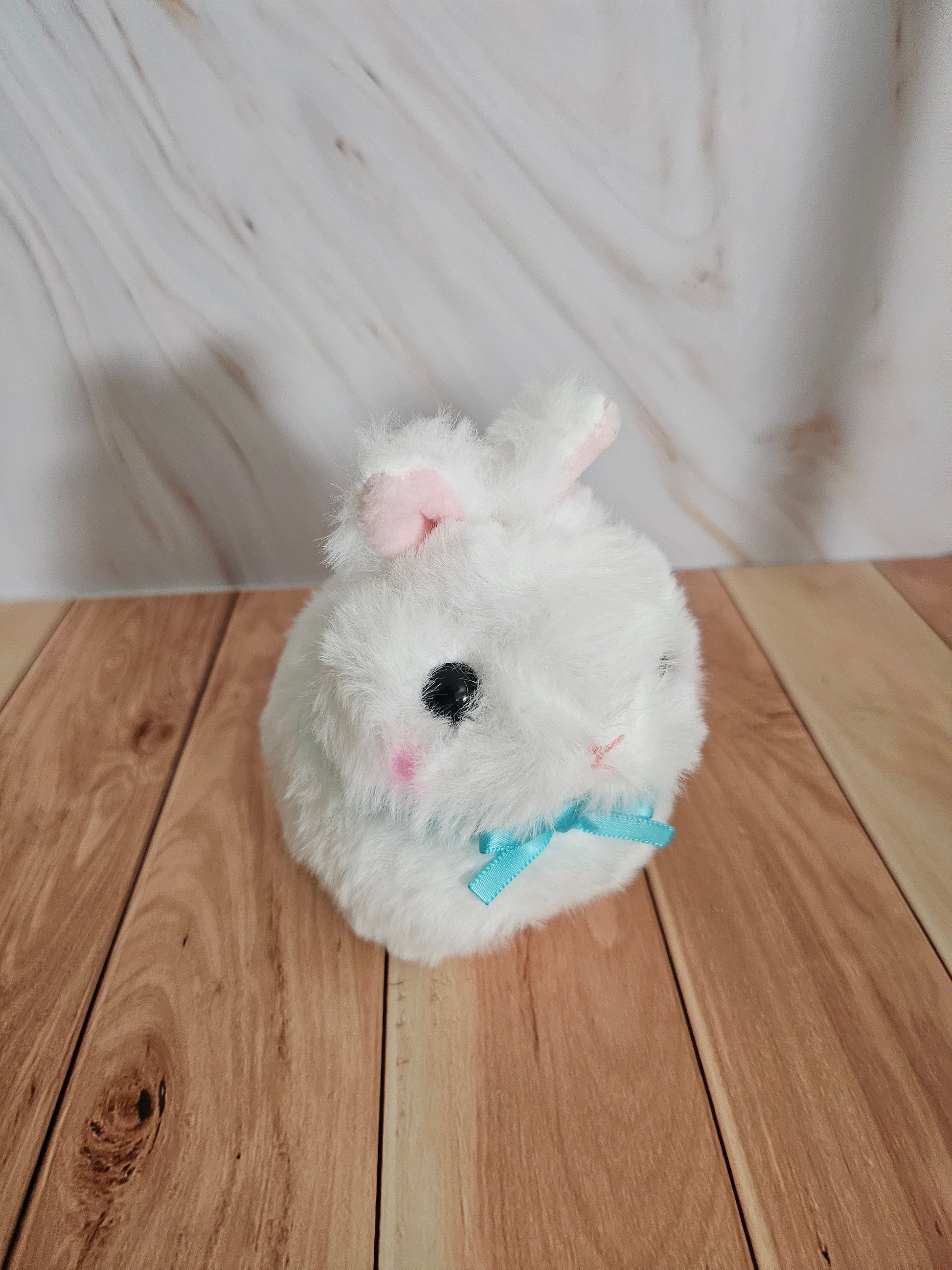 Usadama Fluffy Rabbit - Adorable Soft - Plush Keychain
