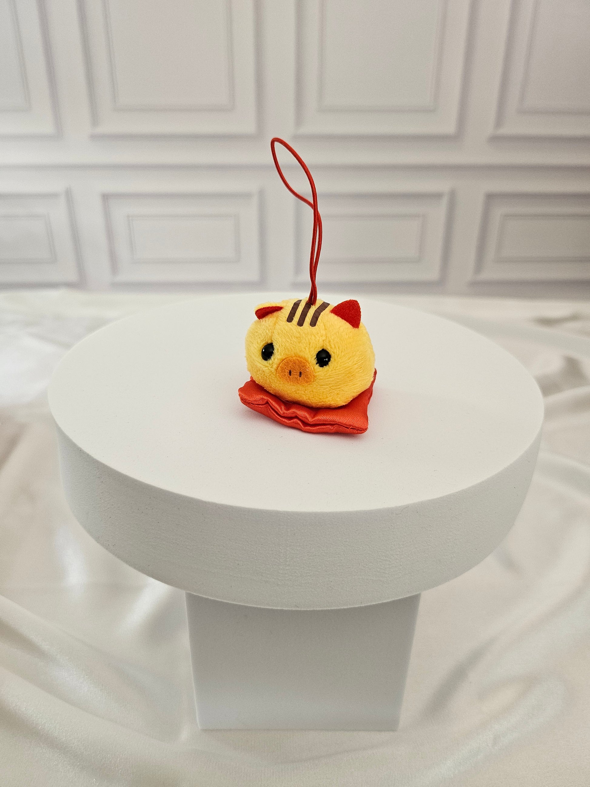 RARE Discountinued - Puchimaru - Mini Animal Bean-filled Plush Keychain