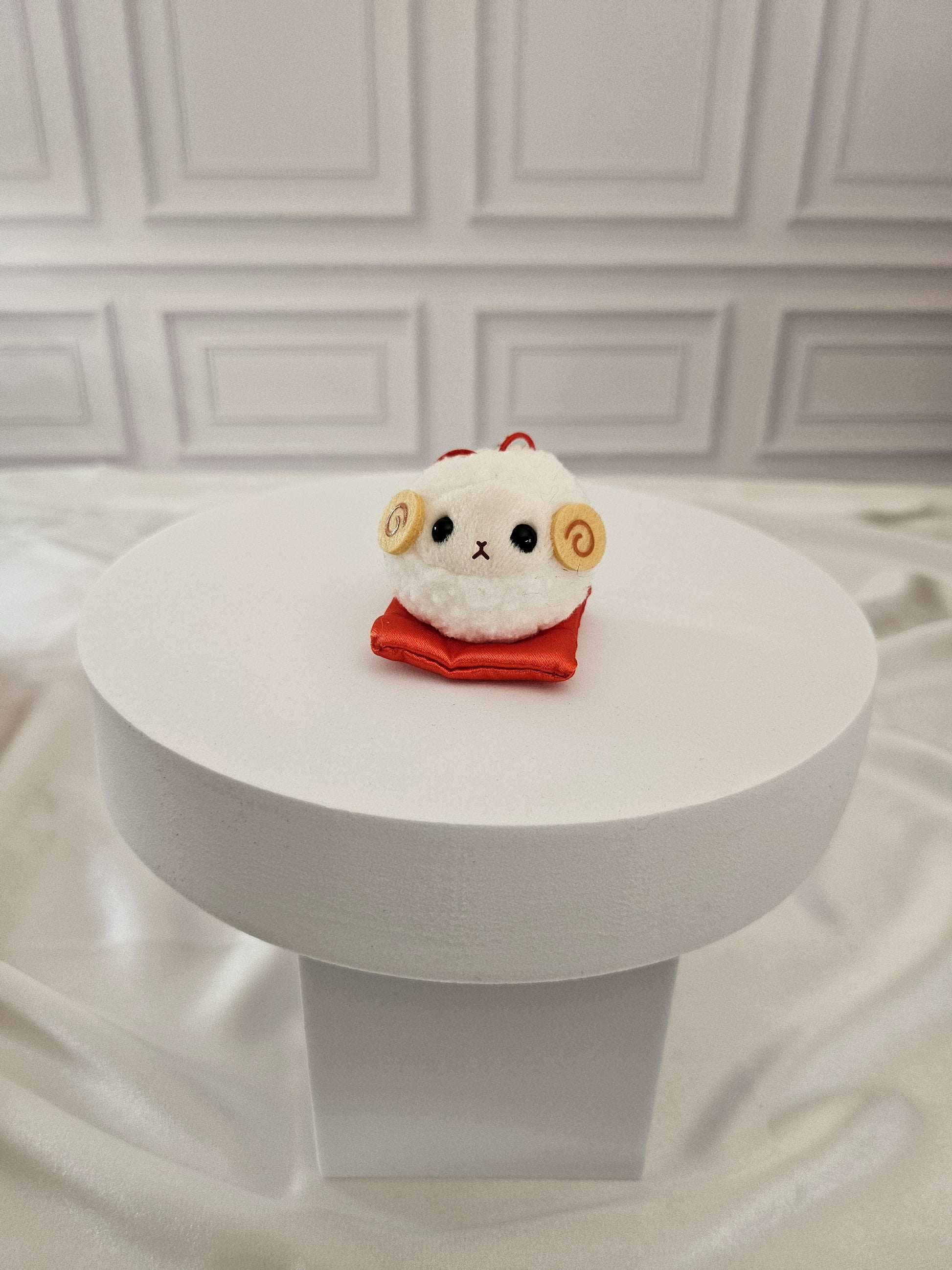 RARE Discountinued - Puchimaru - Mini Animal Bean-filled Plush Keychain
