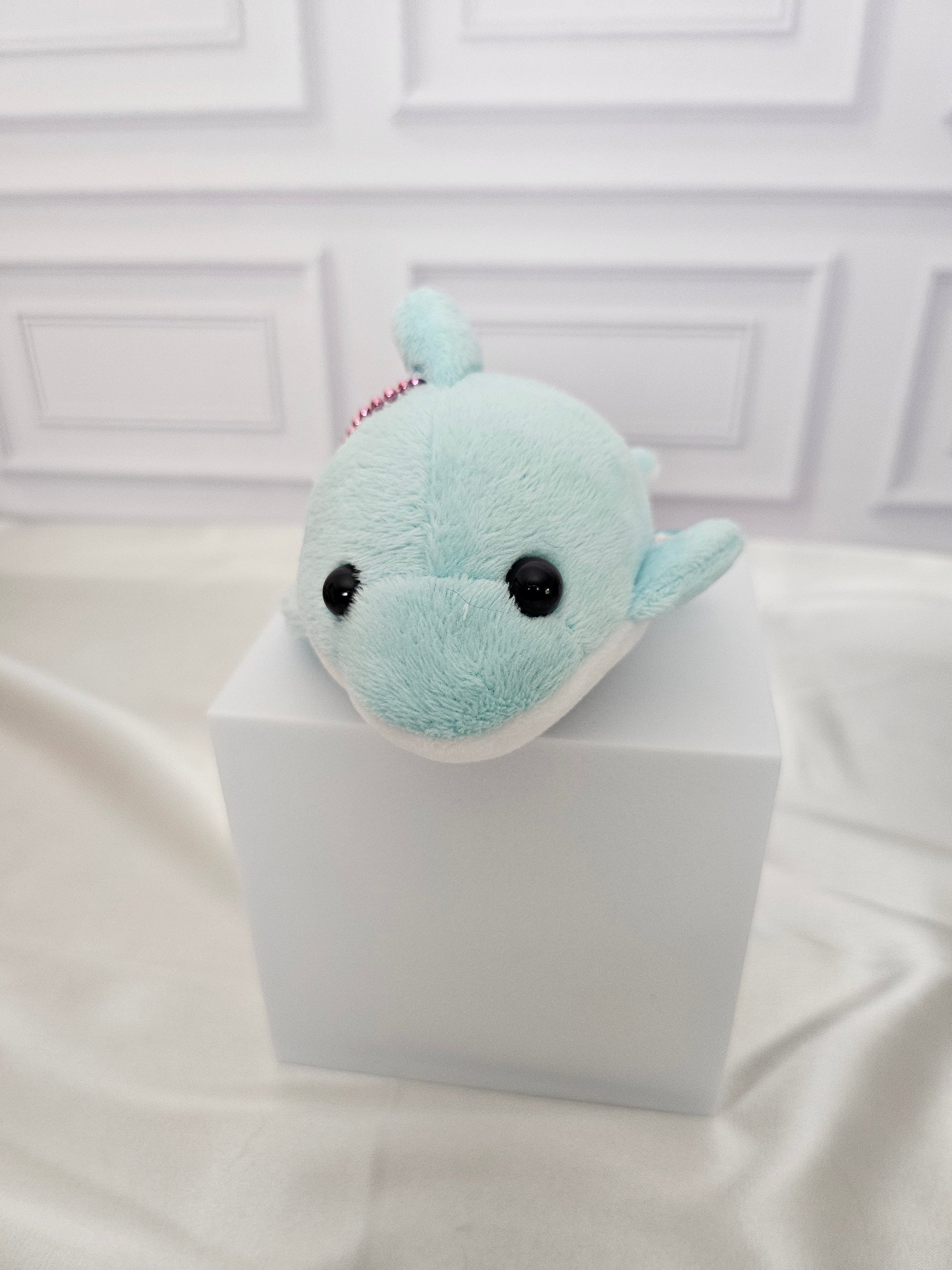 Blue Dolphin - Pocket Aquarium Medium Puchimaru - Bean-filled Plush Keychain