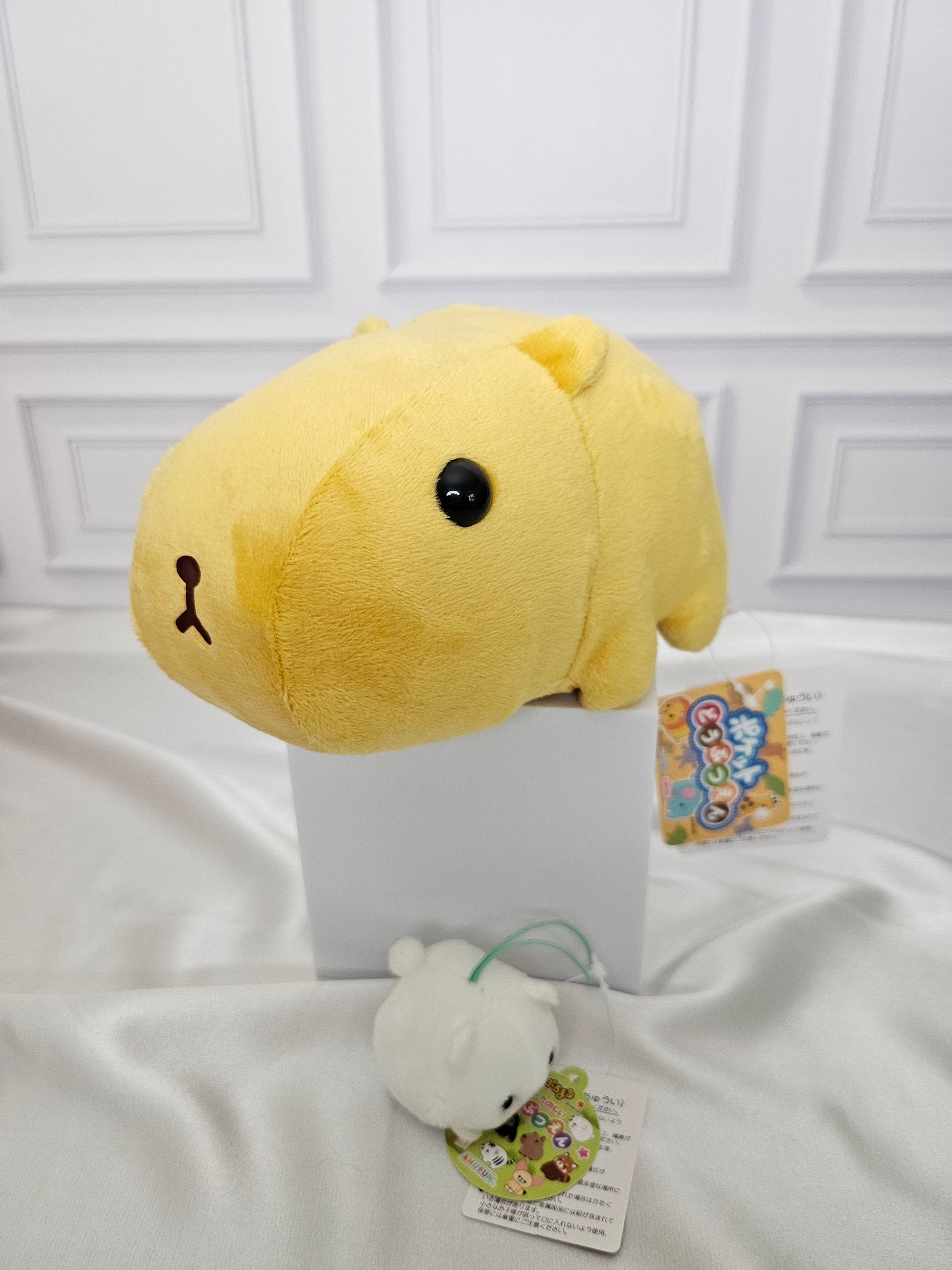 Capybara - Extra Large Puchimaru - Bean-filled Plush